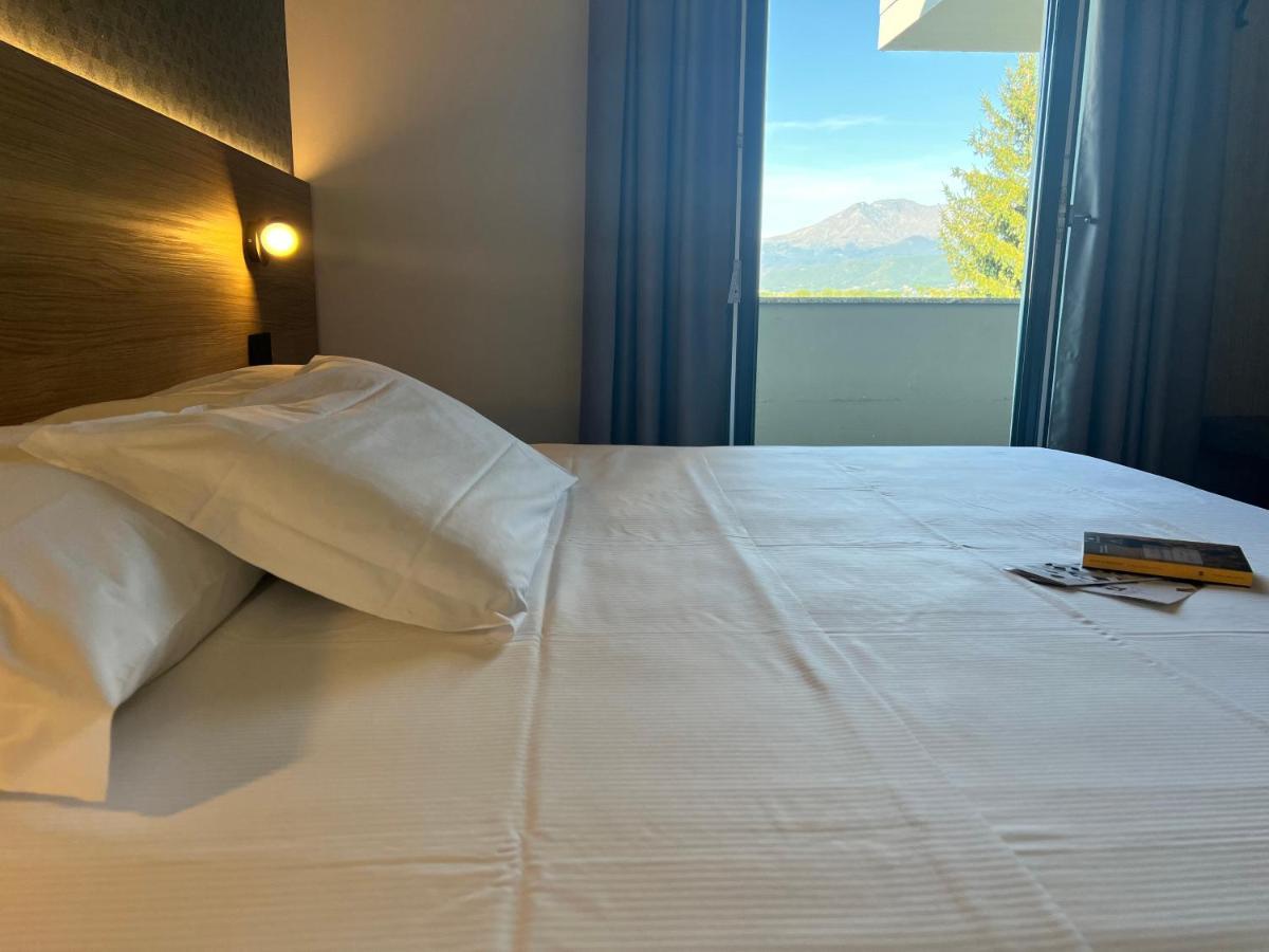 Hotel Gardenia Romano Canavese Ngoại thất bức ảnh