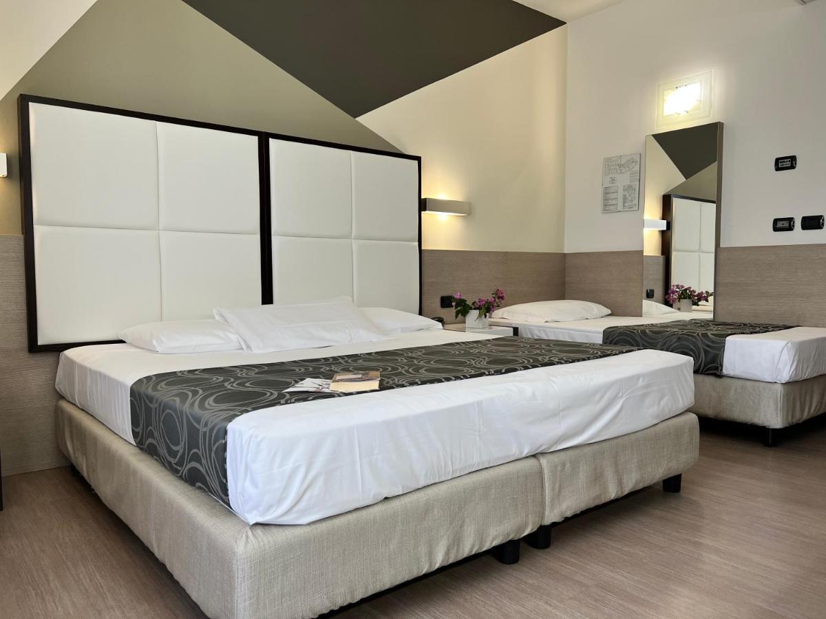 Hotel Gardenia Romano Canavese Ngoại thất bức ảnh