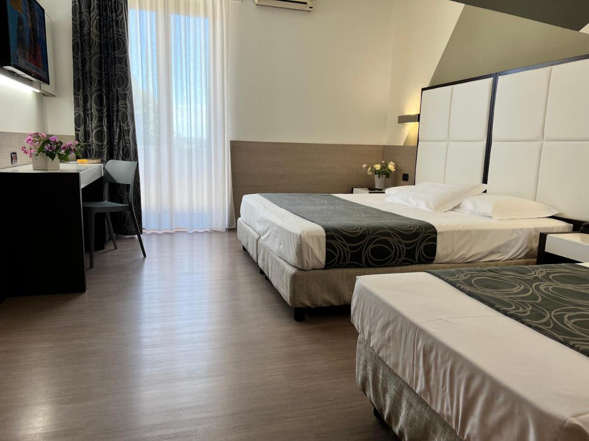 Hotel Gardenia Romano Canavese Ngoại thất bức ảnh