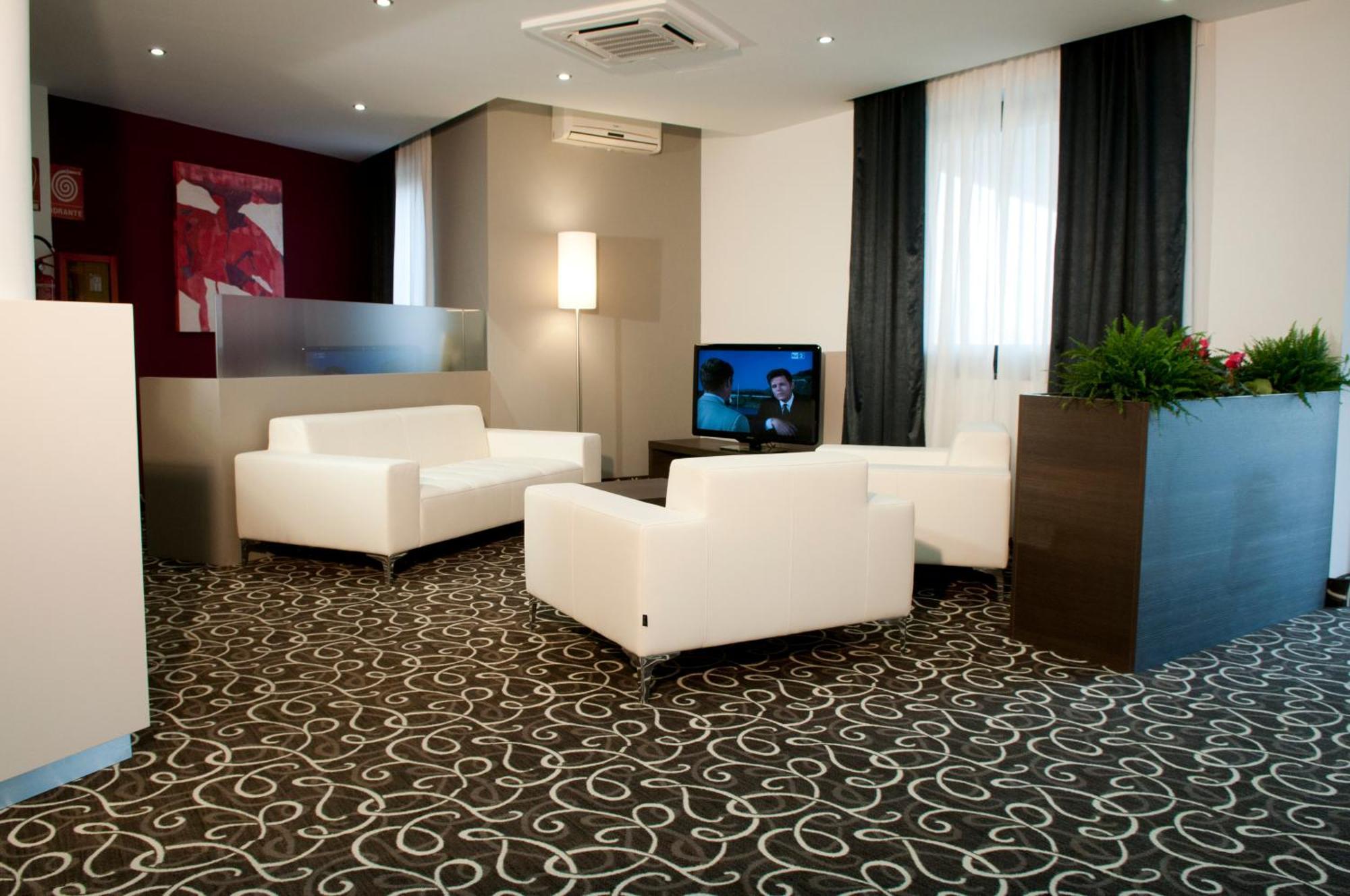 Hotel Gardenia Romano Canavese Ngoại thất bức ảnh