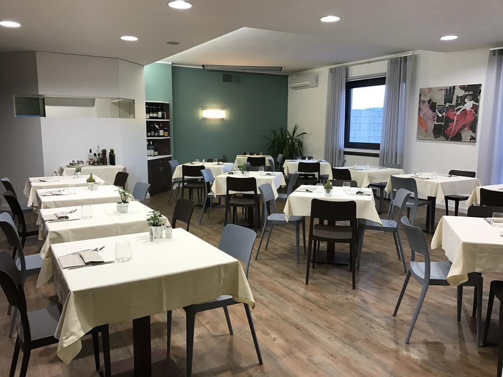 Hotel Gardenia Romano Canavese Ngoại thất bức ảnh