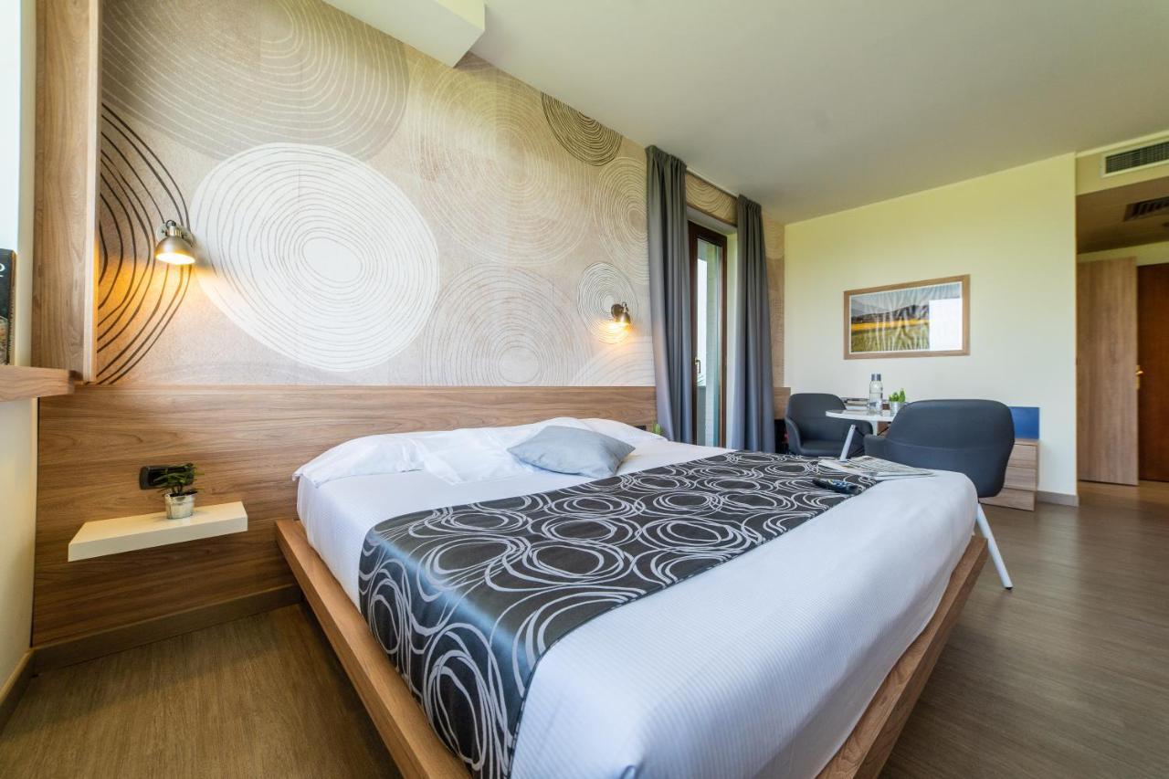 Hotel Gardenia Romano Canavese Ngoại thất bức ảnh