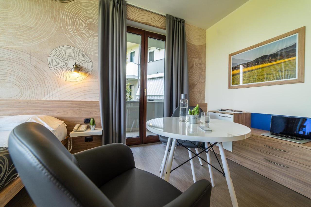 Hotel Gardenia Romano Canavese Ngoại thất bức ảnh